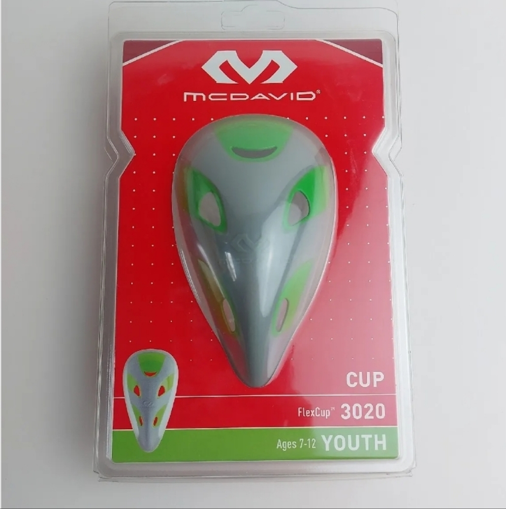MCDAVID Green fleece proctetive cup‎ youth  ages 7-12